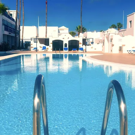 Apartamento Bellissima With Pool And Wi-fi, 200m From The Sea In