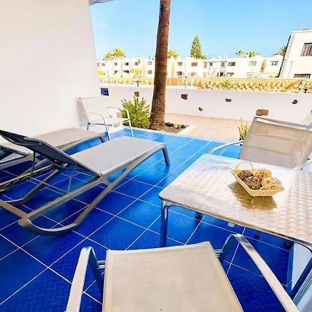 Bellissima With Pool And Wi-fi, 200m From The Sea In *