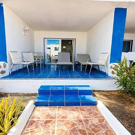 Apartment Bellissima With Pool And Wi-fi, 200m From The Sea In *
