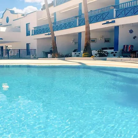 Bellissima With Pool And Wi-fi, 200m From The Sea In
