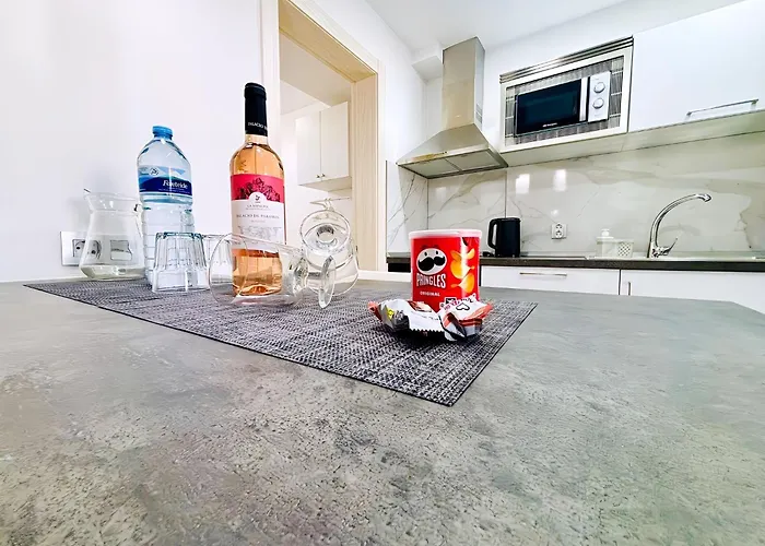 Apartament Bellissima With Pool And Wi-fi, 200m From The Sea In Puerto del Carmen (Lanzarote)